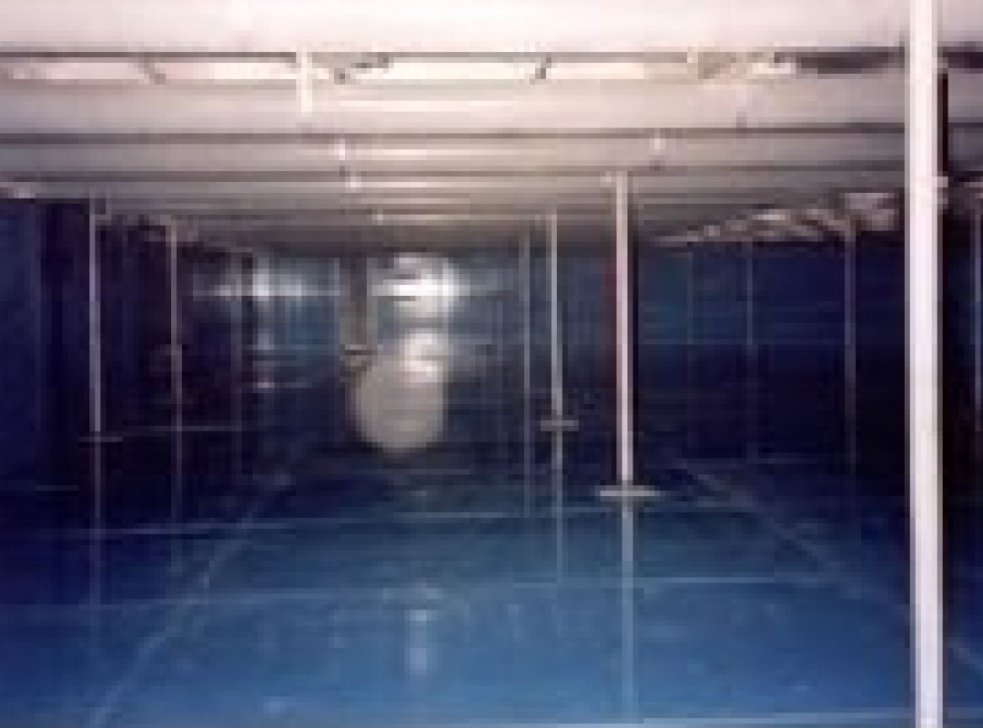 学校プール施設の景観・耐久性向上